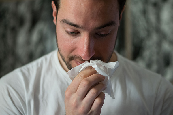 Flu, Cold, and COVID-19: How to tell the difference