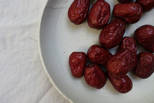 Tahini Stuffed Dates